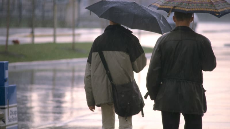 Sledujte RADAR: Do Česka se ženou mračna a déšť. Kdy se vrátí slunce?