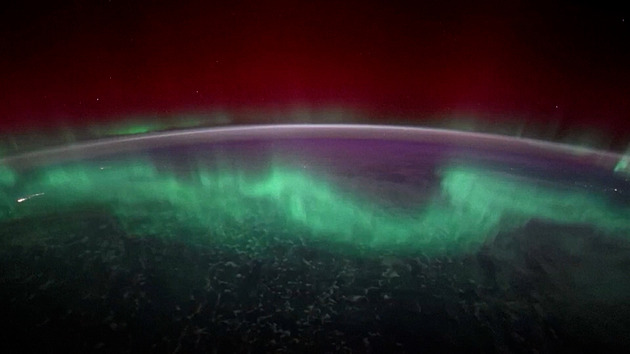 VIDEO: Polární záři ze Země ještě neviděla, z vesmíru ji astronautka pozoruje často