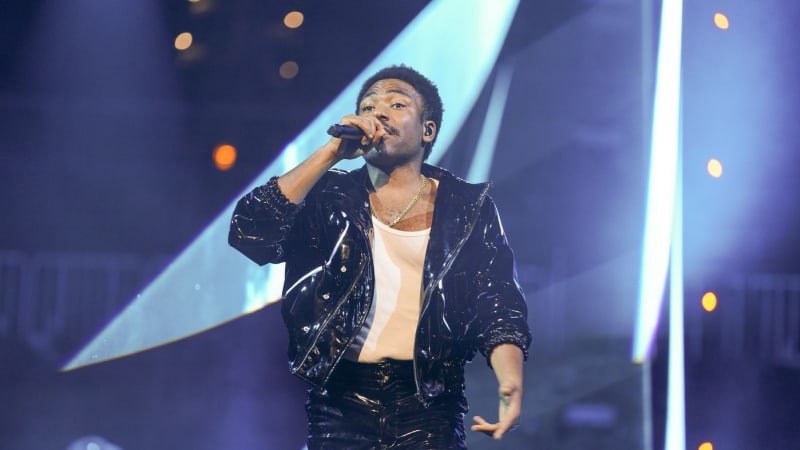 Život máte jen jeden. Slavný rapper Glover přiznal vážné problémy, zrušil i koncert v Praze