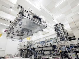 Intel dokončil instalci vůbec prvního High‑NA EUV skeneru pro A14 výrobu