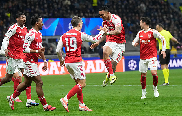 Výzva pro Anglii. Překoná v semifinálové účasti Španěly? Play off Ligy mistrů začíná