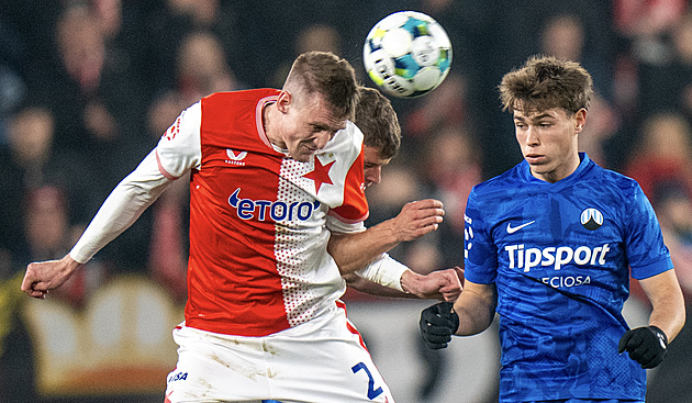 ONLINE: Slavia - Liberec 0:0, Chytil šel sám na bránu, gól Suleimana neplatí kvůli ruce