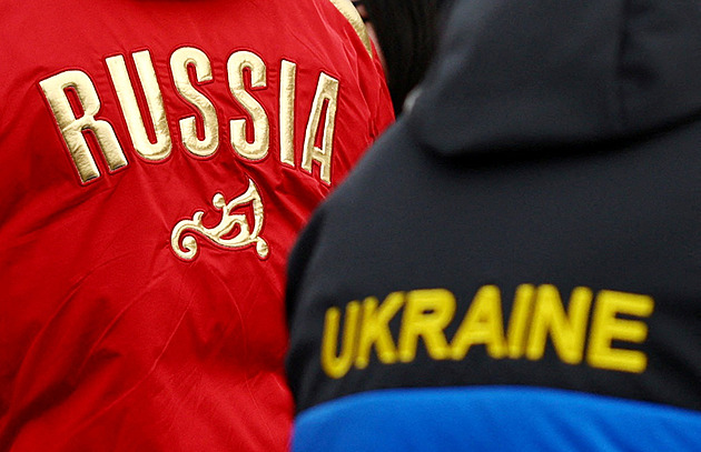 Paralyžař věnoval medaili Putinovi. Ukrajina si stěžuje na zákaz vlajek a schůzí