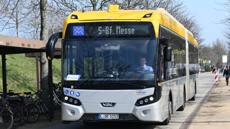 Brutální útok v lipské MHD: Řidič napomenul 13letého hocha z Iráku. Skončil v kómatu