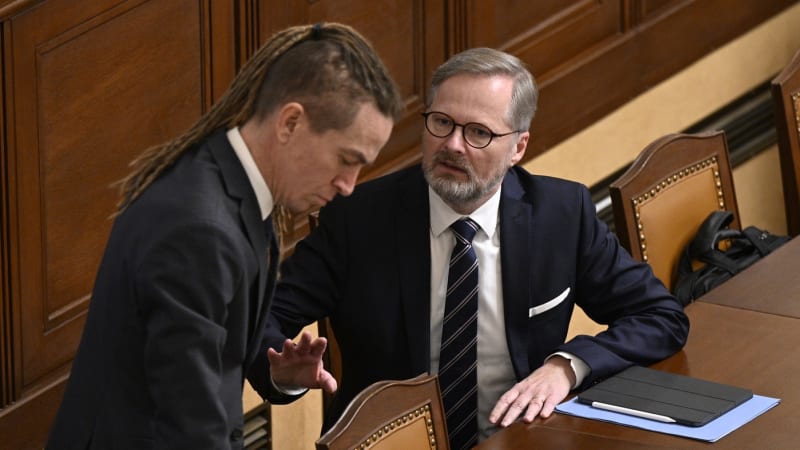 Bartoš ostře k Fialovi: Kdybys tenkrát řešil Blažka, mohl bys být furt premiér, ne influencer