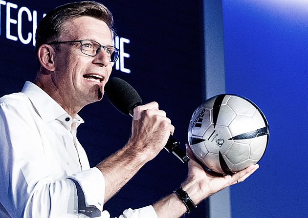 Česko může mít v roce 2040 fotbalové Euro se Slovenskem a Rakouskem, řekl Kupka
