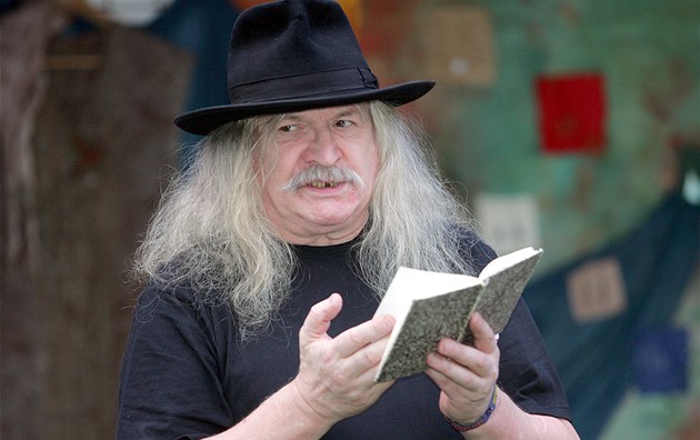 Jirous seděl za výrok o komunistickém režimu. Soud po desetiletích verdikt zrušil